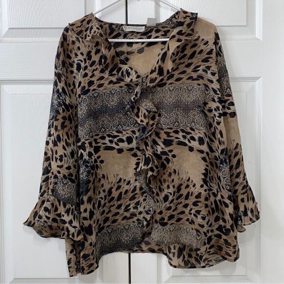 Dress barn Animal Print Sheer Top(Size 3X) - Picture 3 of 5